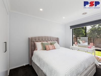 20 Viewbay Court, Lovely Banks