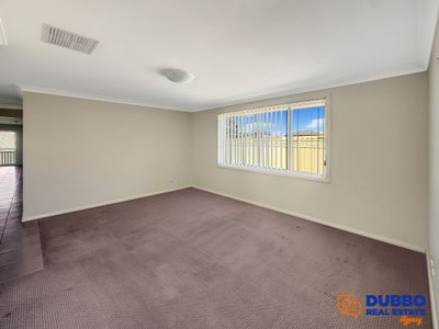18a Ellenborough Avenue, Dubbo