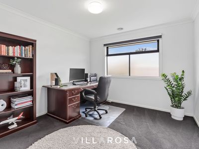 24 Lapin Grove, Wandana Heights