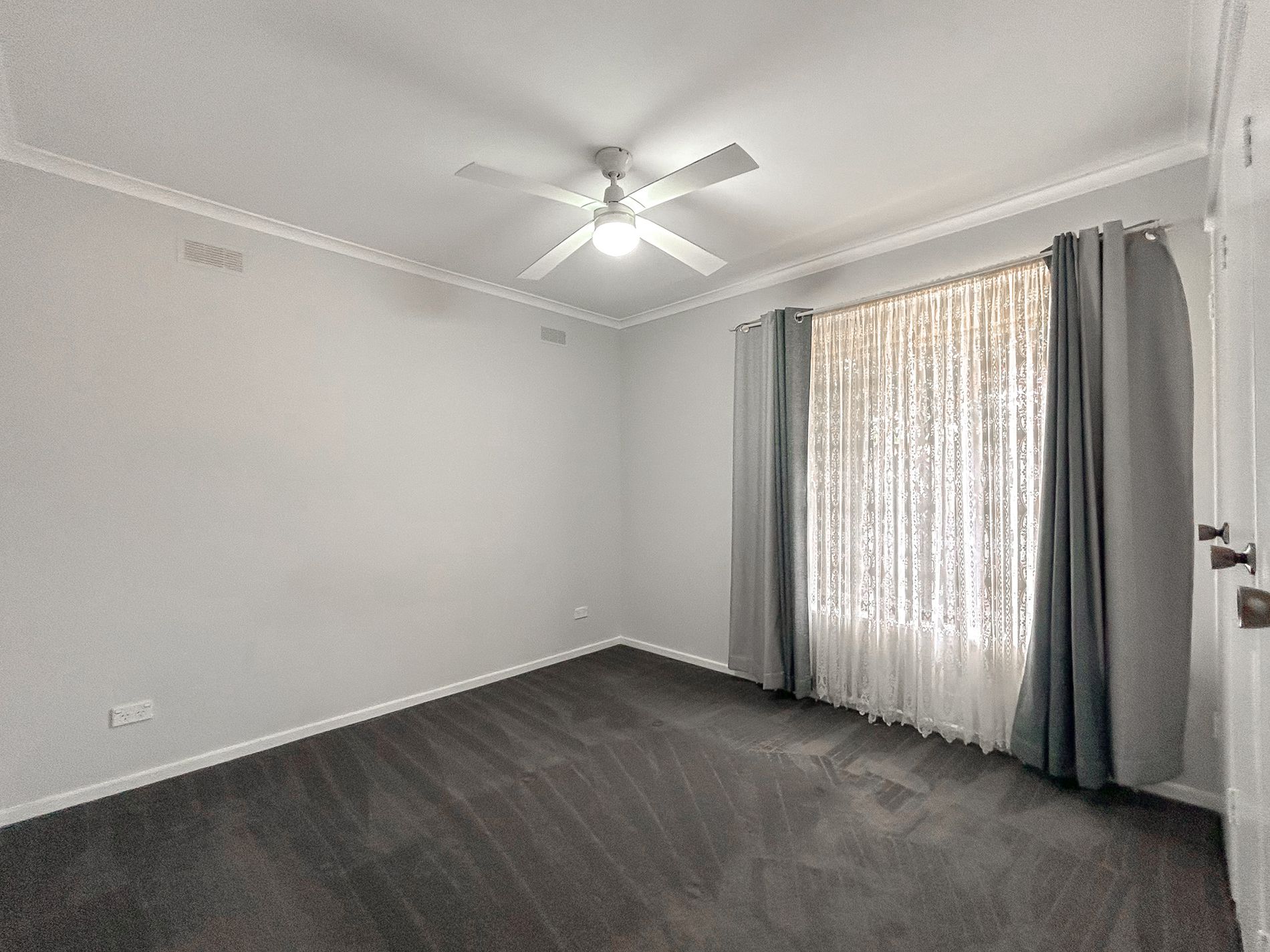 1 / 4 Drummond Street, Swan Hill