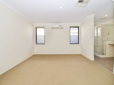 24 Almond Avenue , Shoalwater