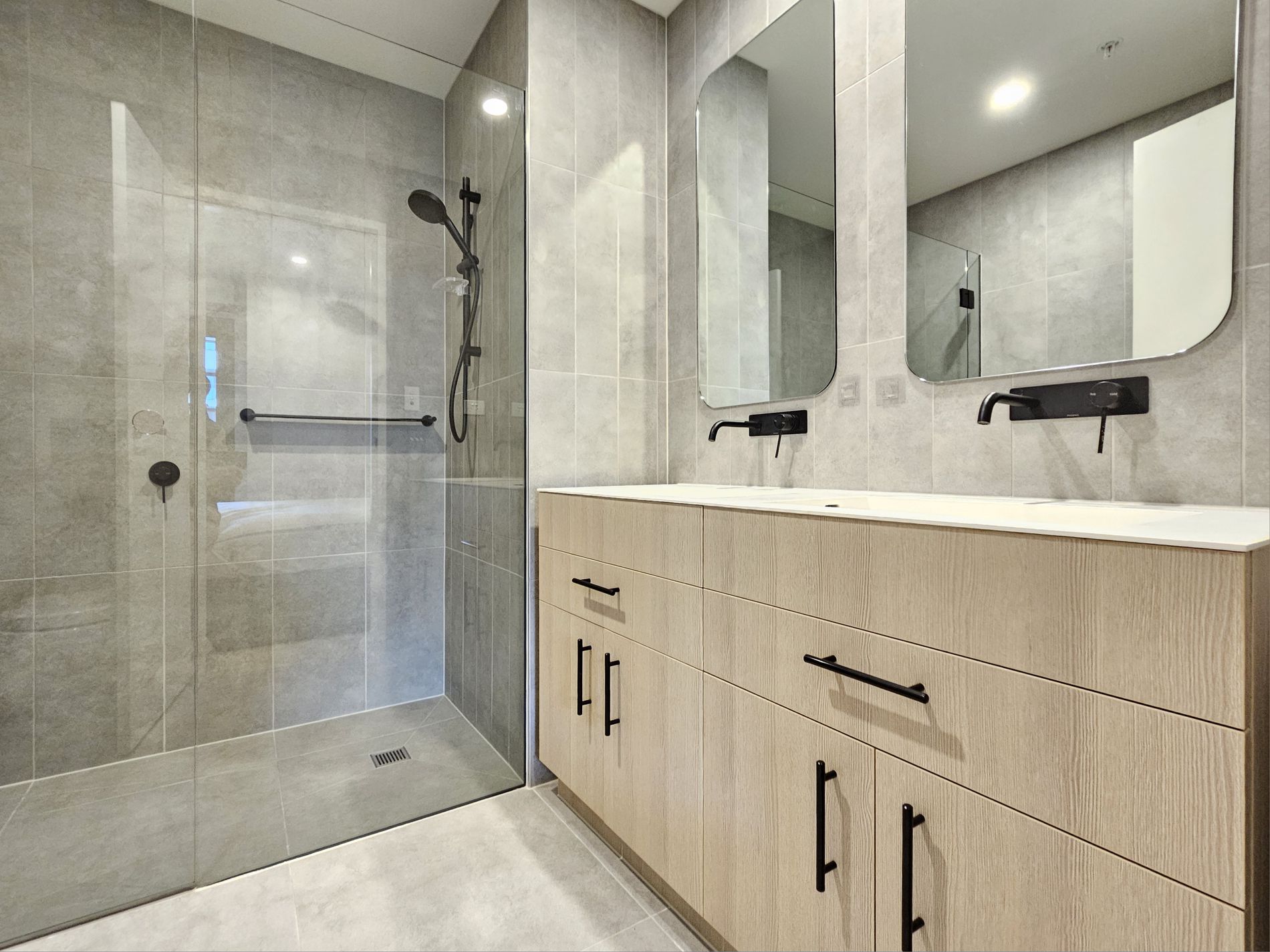 1011 / 2 Connam Avenue, Clayton