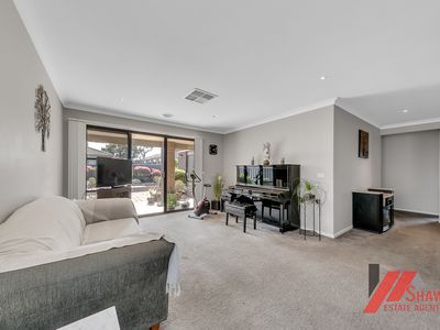 11 Merri Street, Manor Lakes