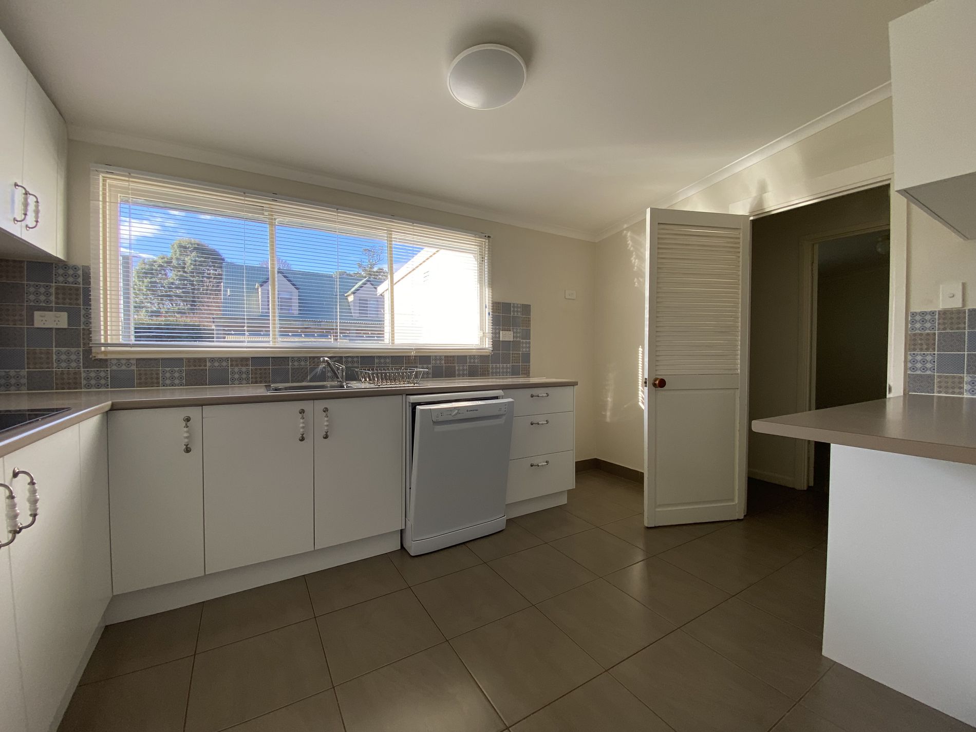 52 Cowper, Braidwood