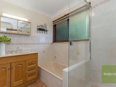 38 Casuarina Drive, Annandale