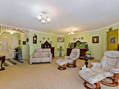 9 Galilee Close, Forest Lake