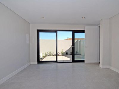 4/8 Sorrento Street, North Beach