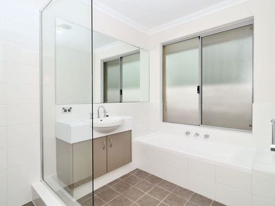 22 Searchers Crescent , Baldivis