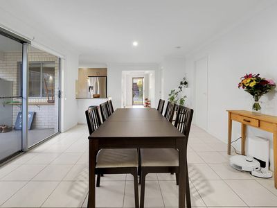 10 DANDELION DRIVE, Springfield Lakes