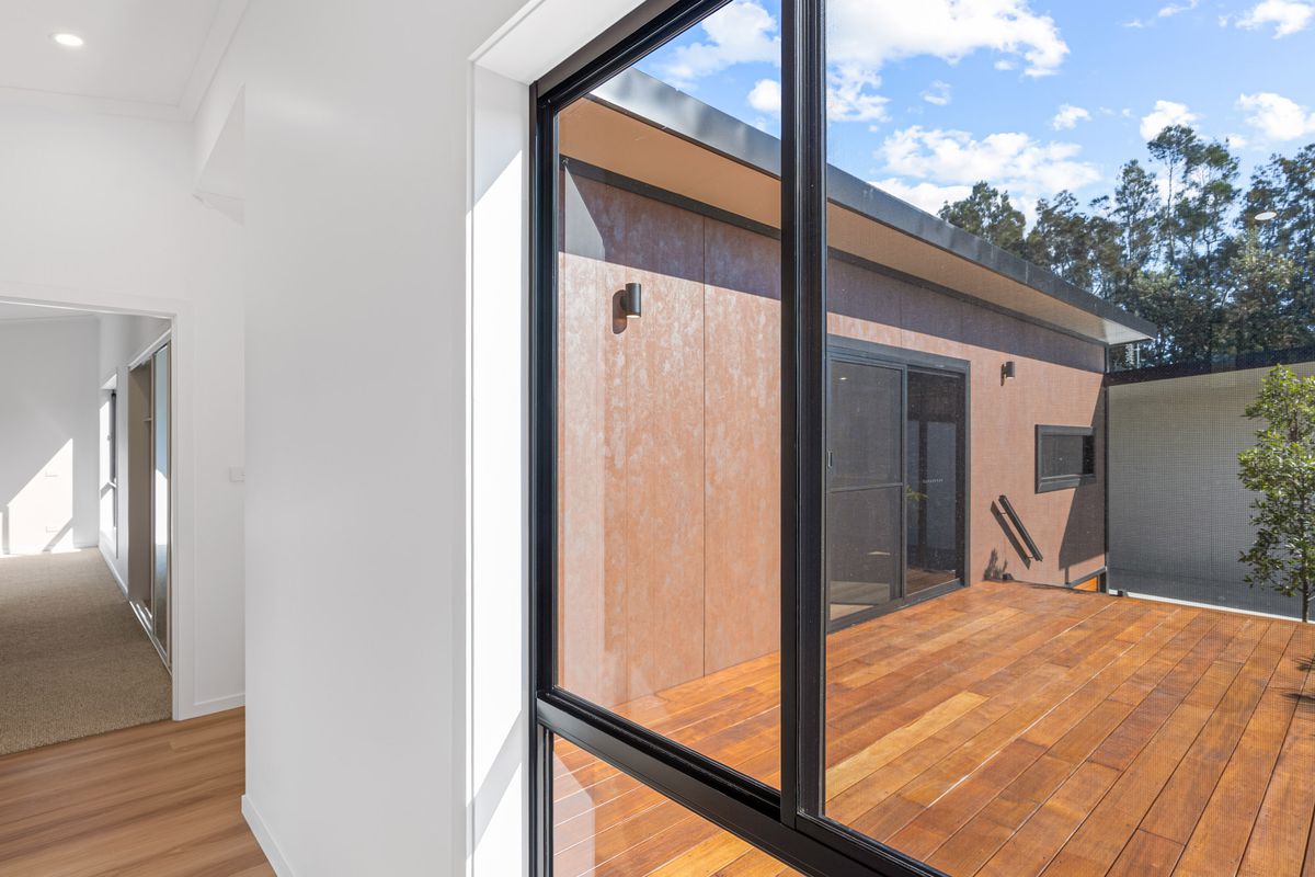 2 / 14 Gundaroo Crescent, Iluka