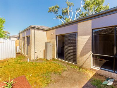 2 / 13 Edgar Street, Werribee