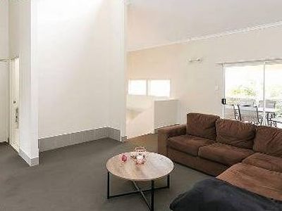 6 / 184 Torquay Road, Torquay