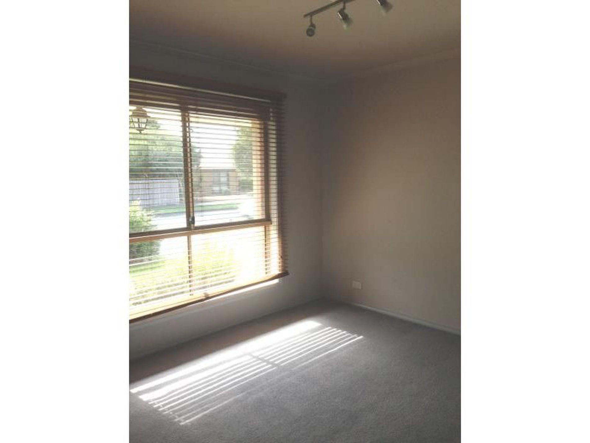 1 / 40 Crestmoor Drive, Highton