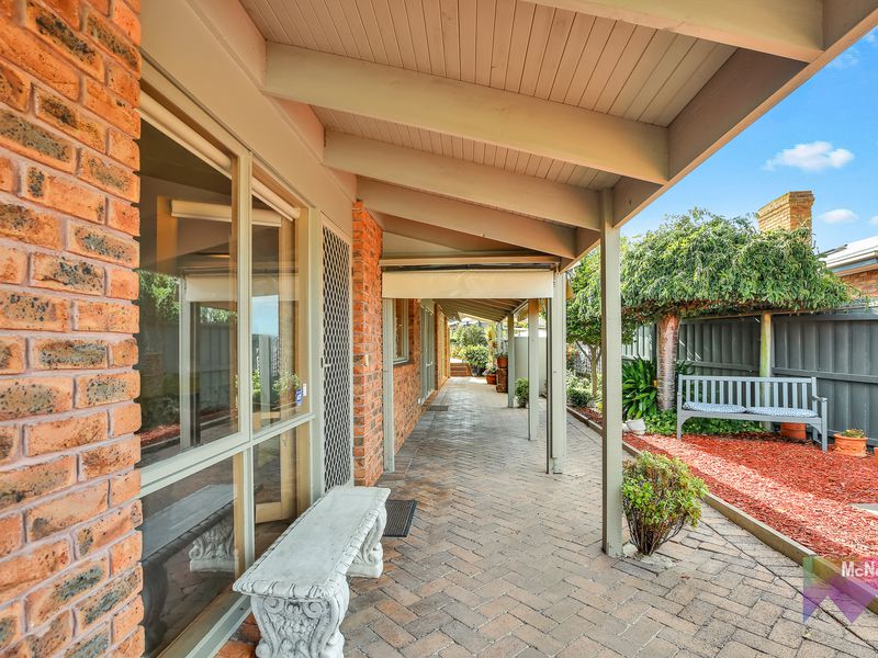 5 Karleen Court, Mornington