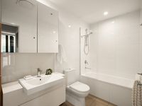 20807 / 37D Harbour Road, Hamilton