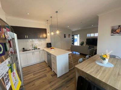 9 / 24 Laurence Avenue, Airport West