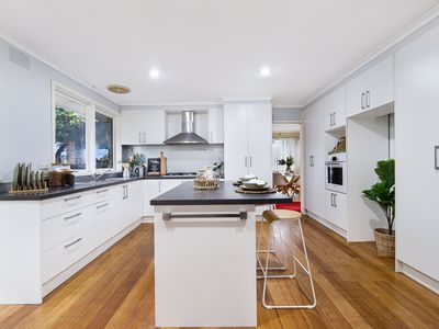 17 Wren Drive, Noble Park North