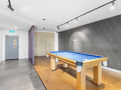 1402 / 6 Joseph Road, Footscray