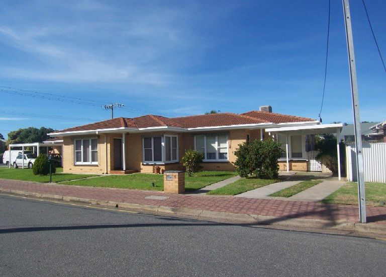4 / 2 Walkers Road, Somerton Park
