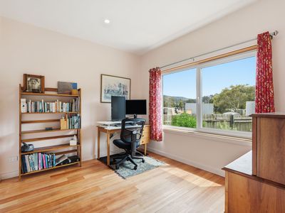 2 / 15 Station Road, Dover