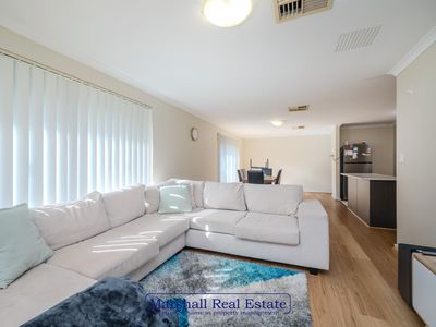 32 Goshawk St, Tapping