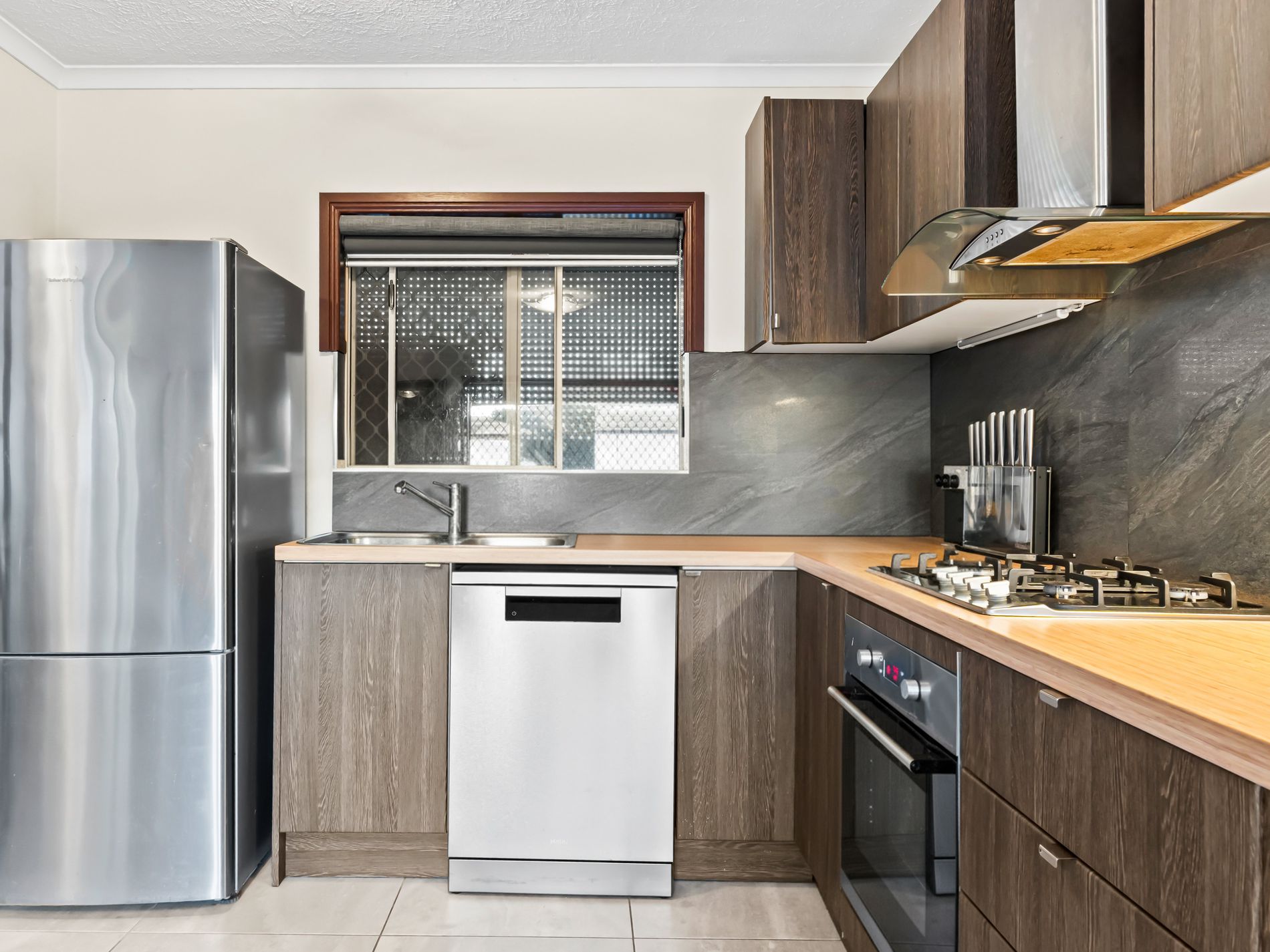 12 / 5 Charlotte Close, Woree