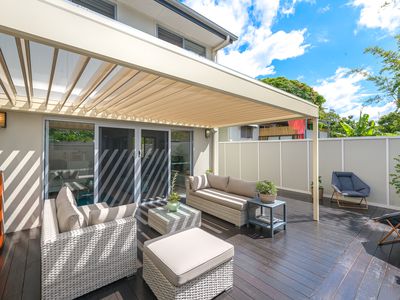 1 / 7 Sandy Court, Southport