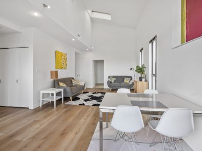 2F / 5 Furneaux Way, Remuera