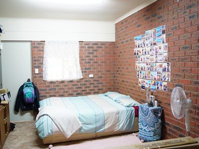 3 / 32 Henry Street, Horsham