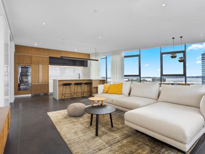1702 / 63 Kishorn Road, Mount Pleasant