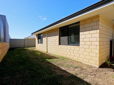 75 Kellogg Drive, Piara Waters