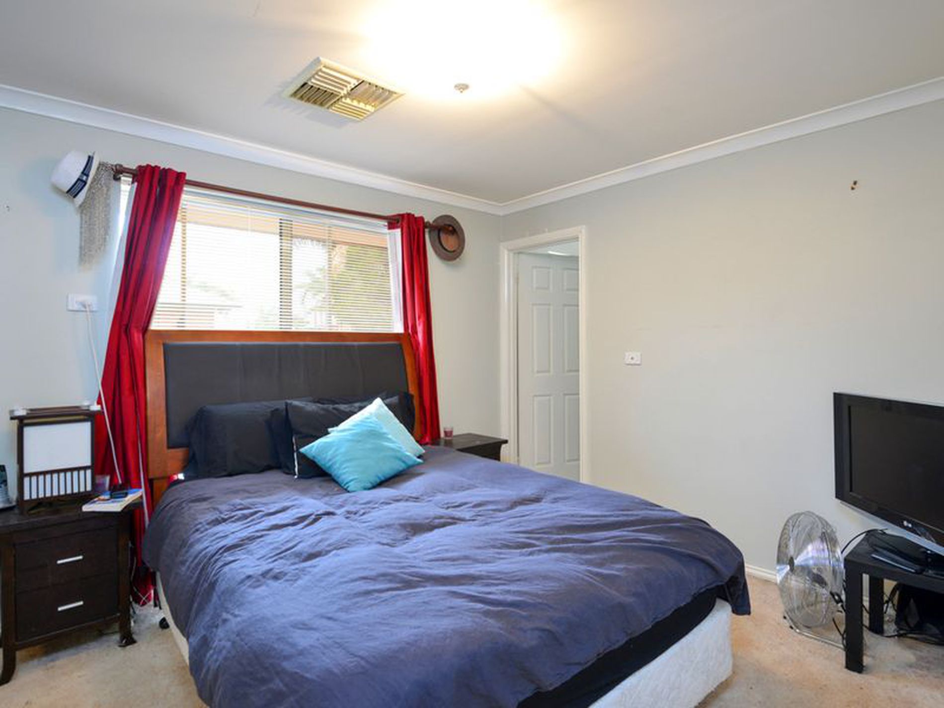 13 Borromei Mews, Somerville