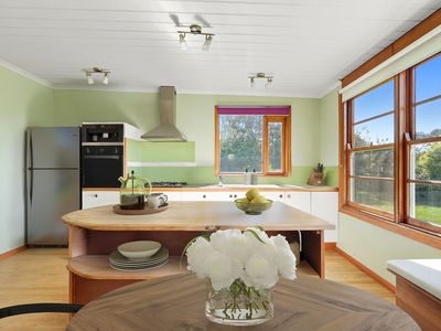 8 Beach Road, Middleton