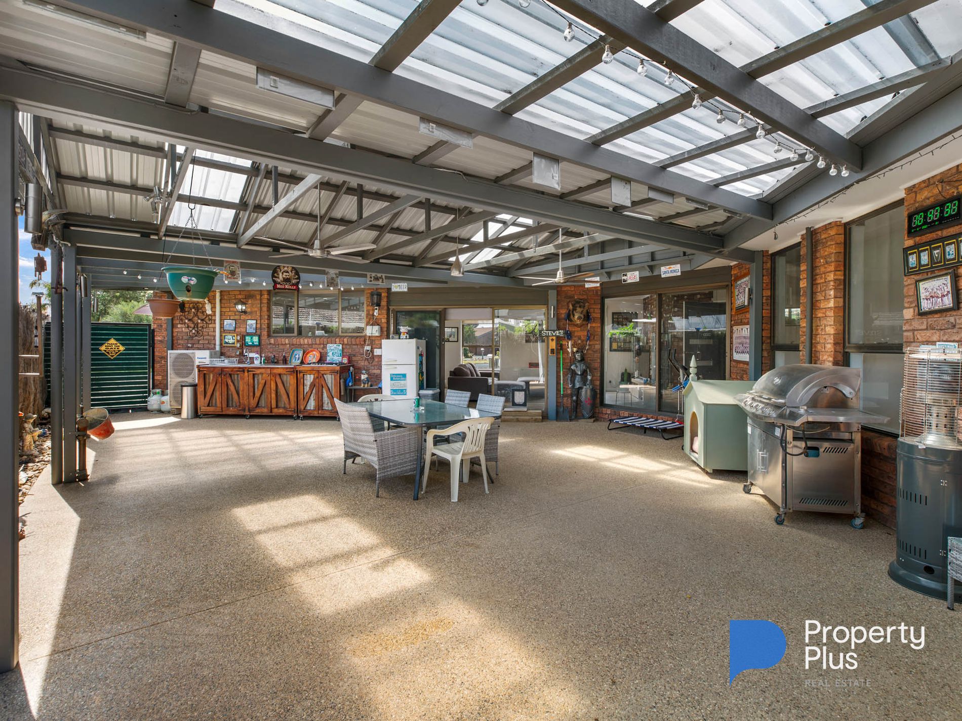 86 Queen Street, Rochester