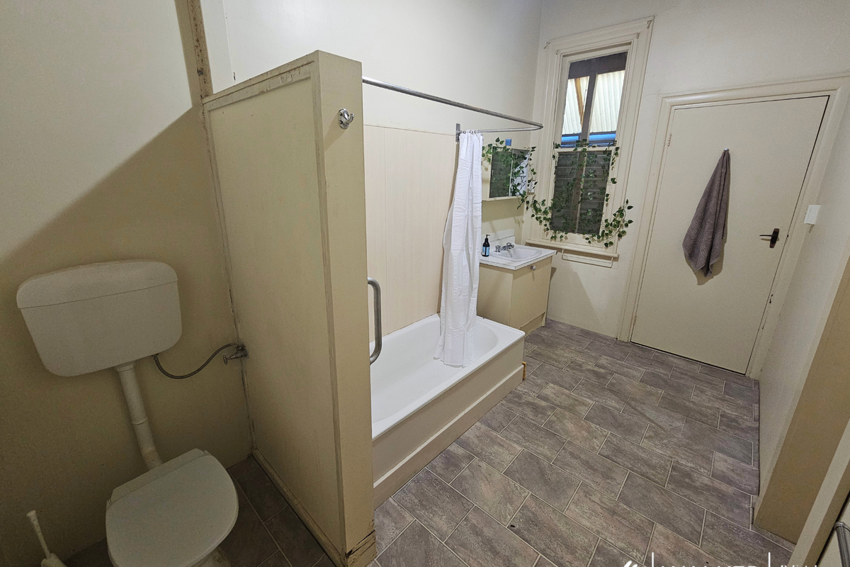 209 & 209A Allan Street, Kyabram