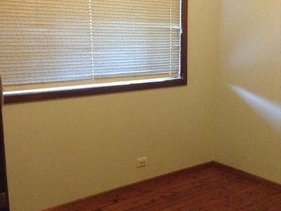2 / 1 Melinda Grove, Lake Heights