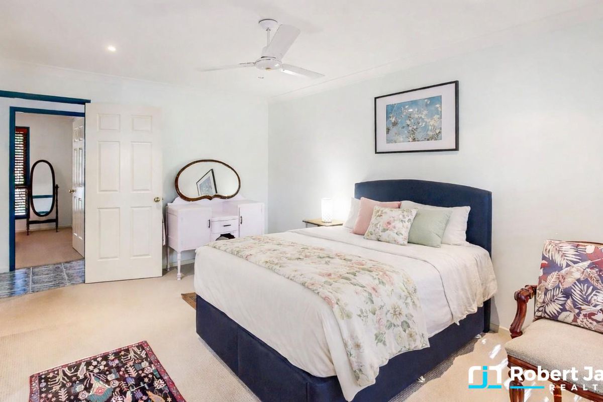 13 Driver Court, Tewantin