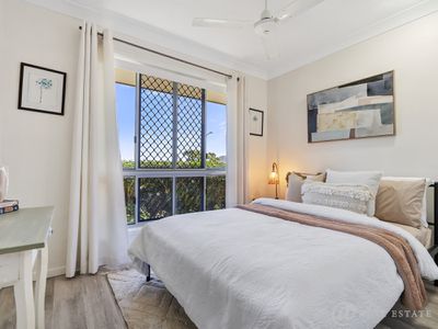 1 Nicole Place, Taroomball