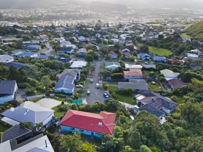 13 Wilmshurst Place, Tawa