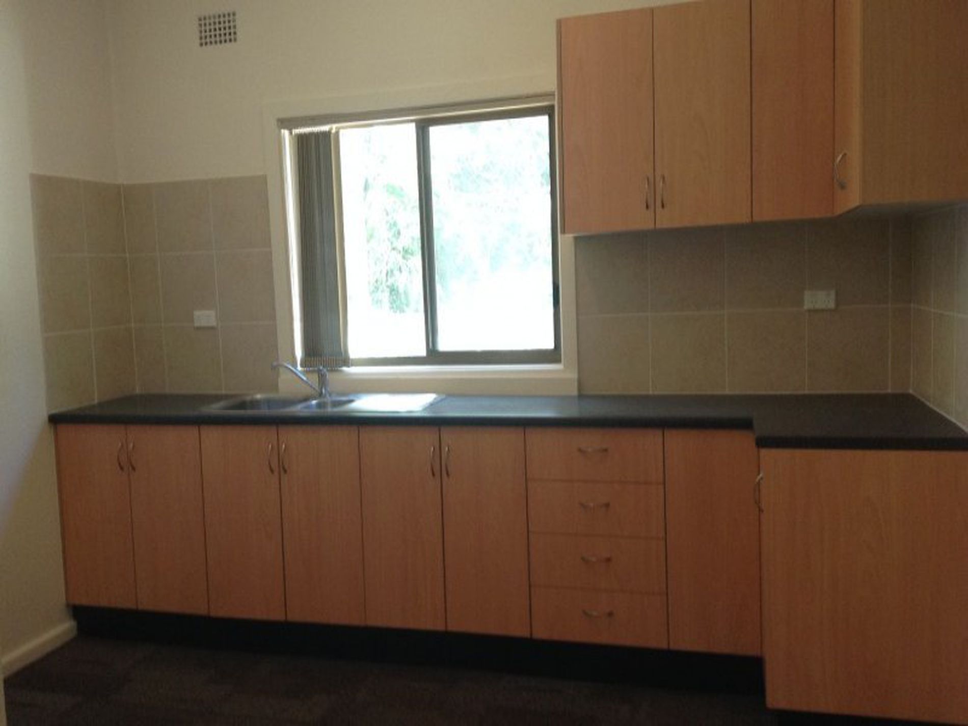 3 / 64 Windang Road, Primbee