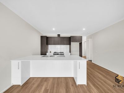 12 Petunia Crescent, Armstrong Creek