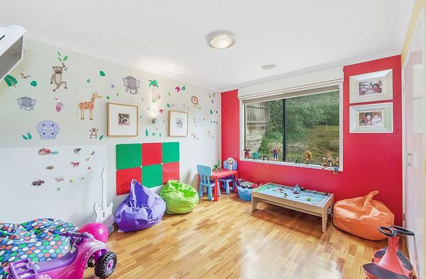 12 Kinloch Grove, Greenvale