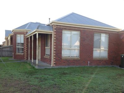 1 / 12 Parkland Drive, Hamlyn Heights