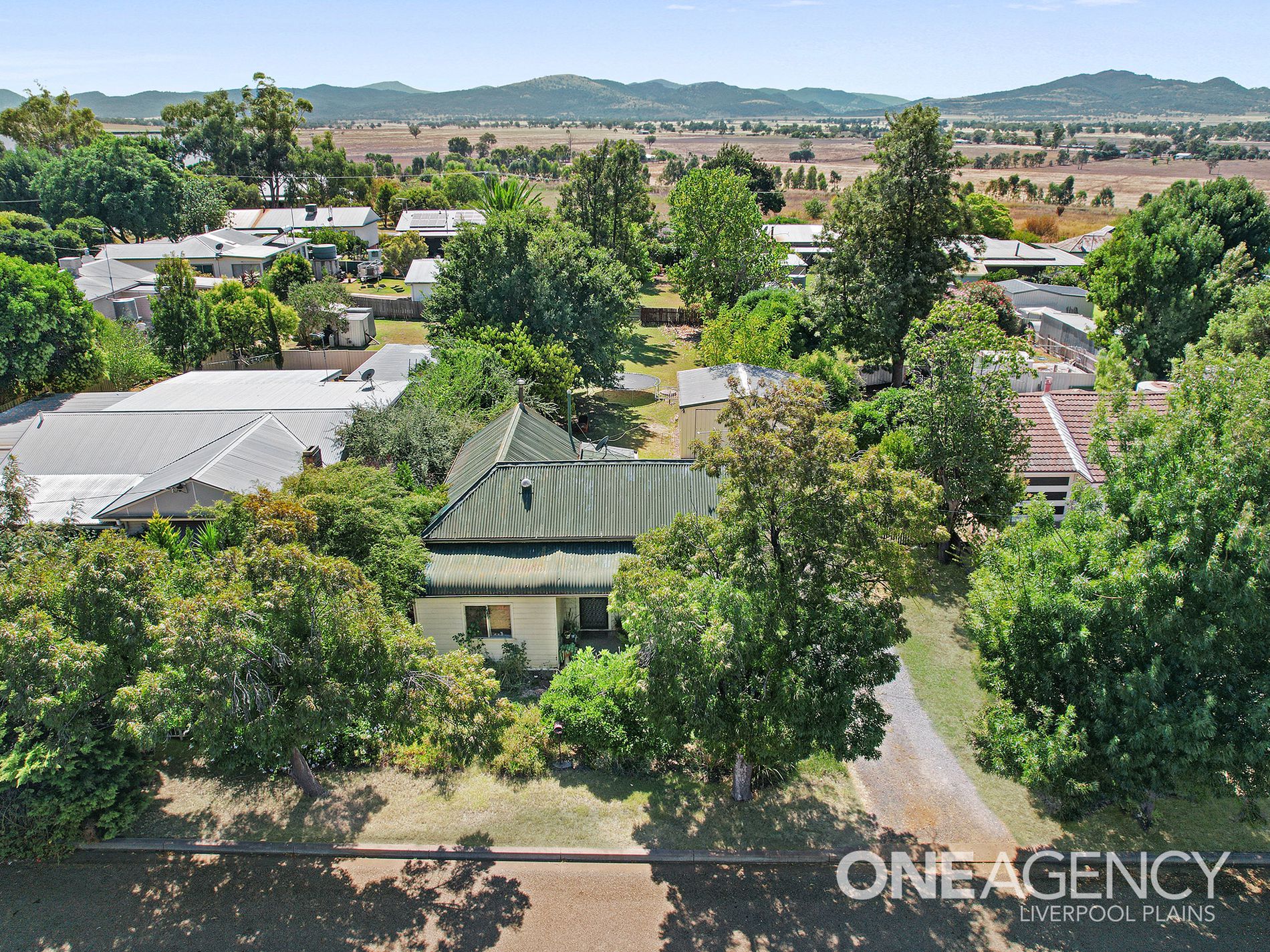 203 Hawker Street, Quirindi One Agency Liverpool Plains