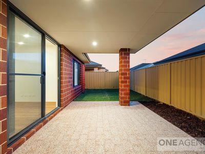 5 Chamaeleon Road, Bennett Springs