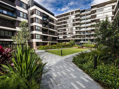 802 / 22B George Street, Leichhardt