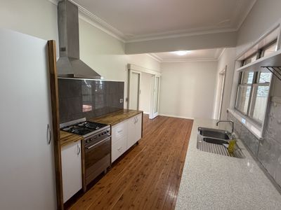 132  Rawson Avenue, Tamworth