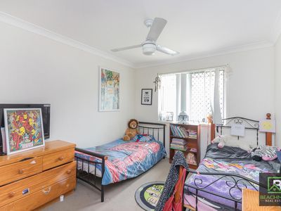 16 Weeroona Avenue, Beachmere