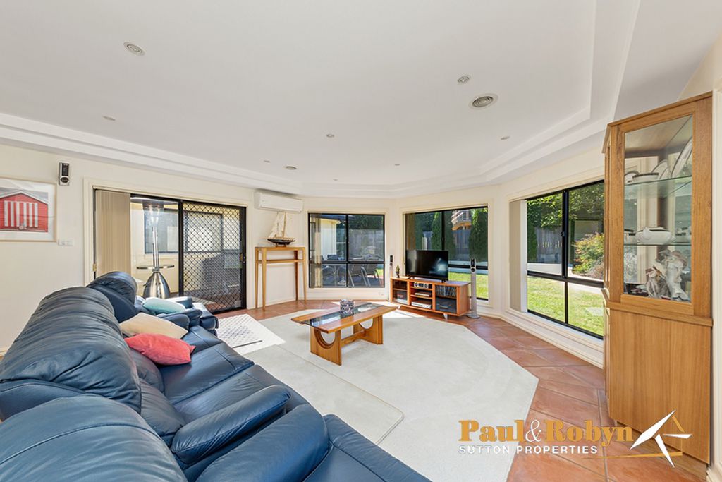 11 Emerson Court, Jerrabomberra