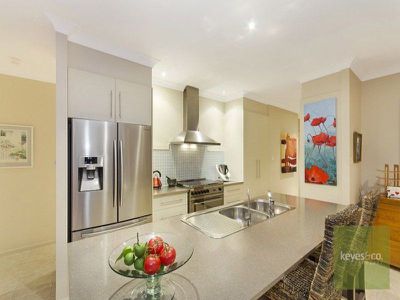 11 Rivergreen Circuit, Douglas